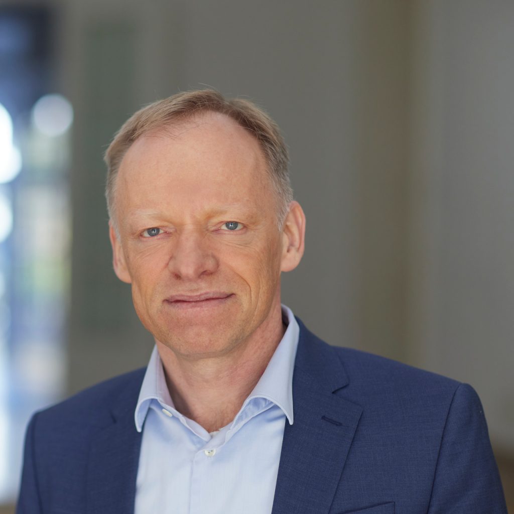 Dr. Clemens Fuest