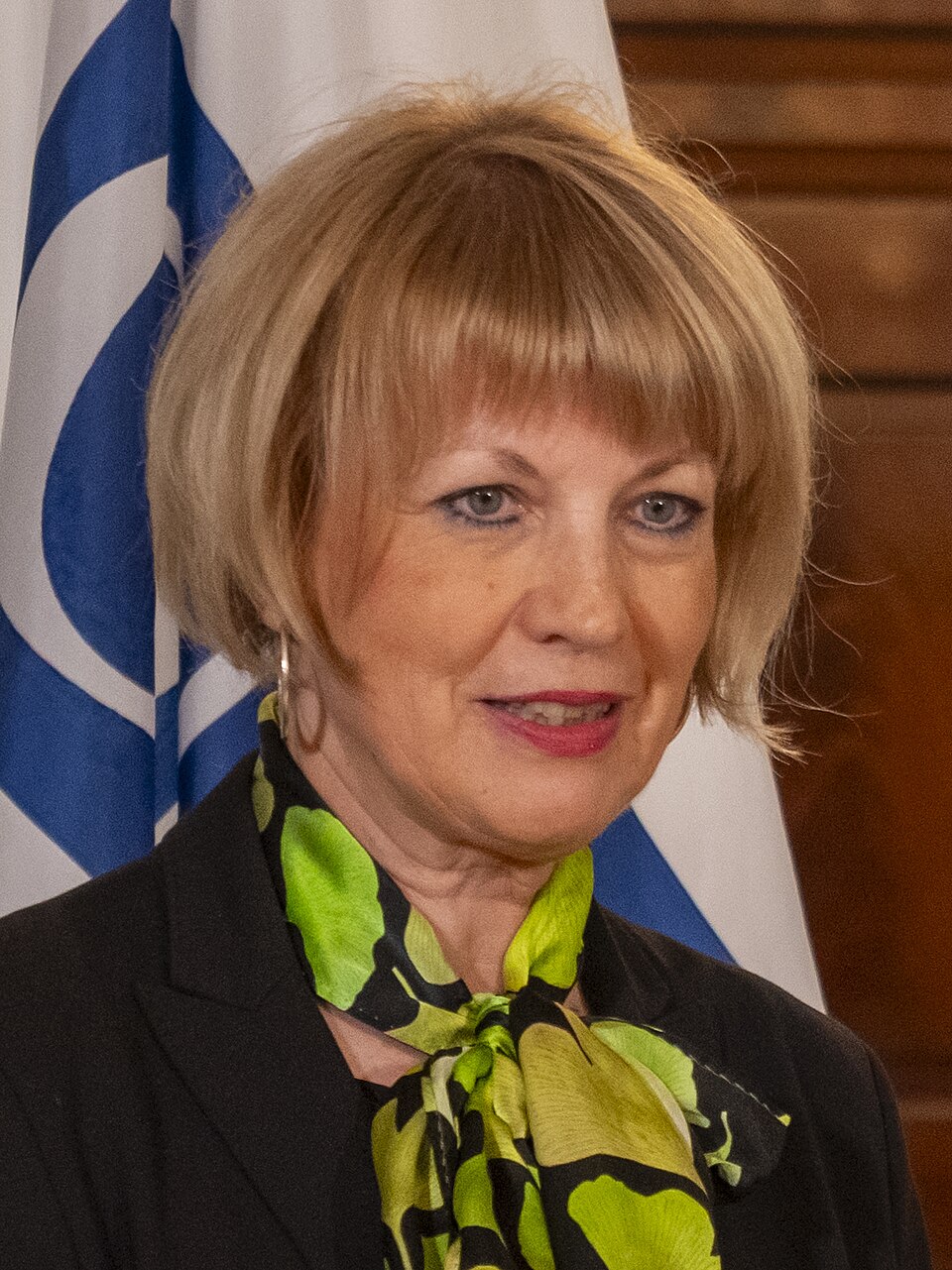 Helga Schmidt